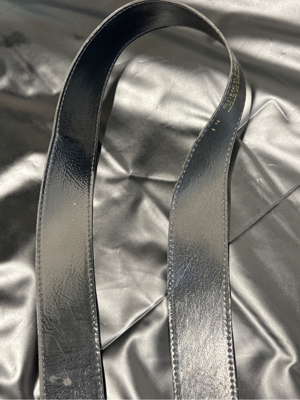 Black Vintage Leather Belt with Square Buckle - Picture 4 of 7